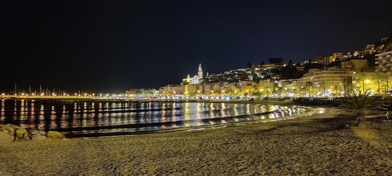 Menton Bord De Mer Studio Calme Avec Balcon, Ascenseur, Climatisation, Ideal Location Quiet Near Sea, Balcony, Elevator, Ac Экстерьер фото