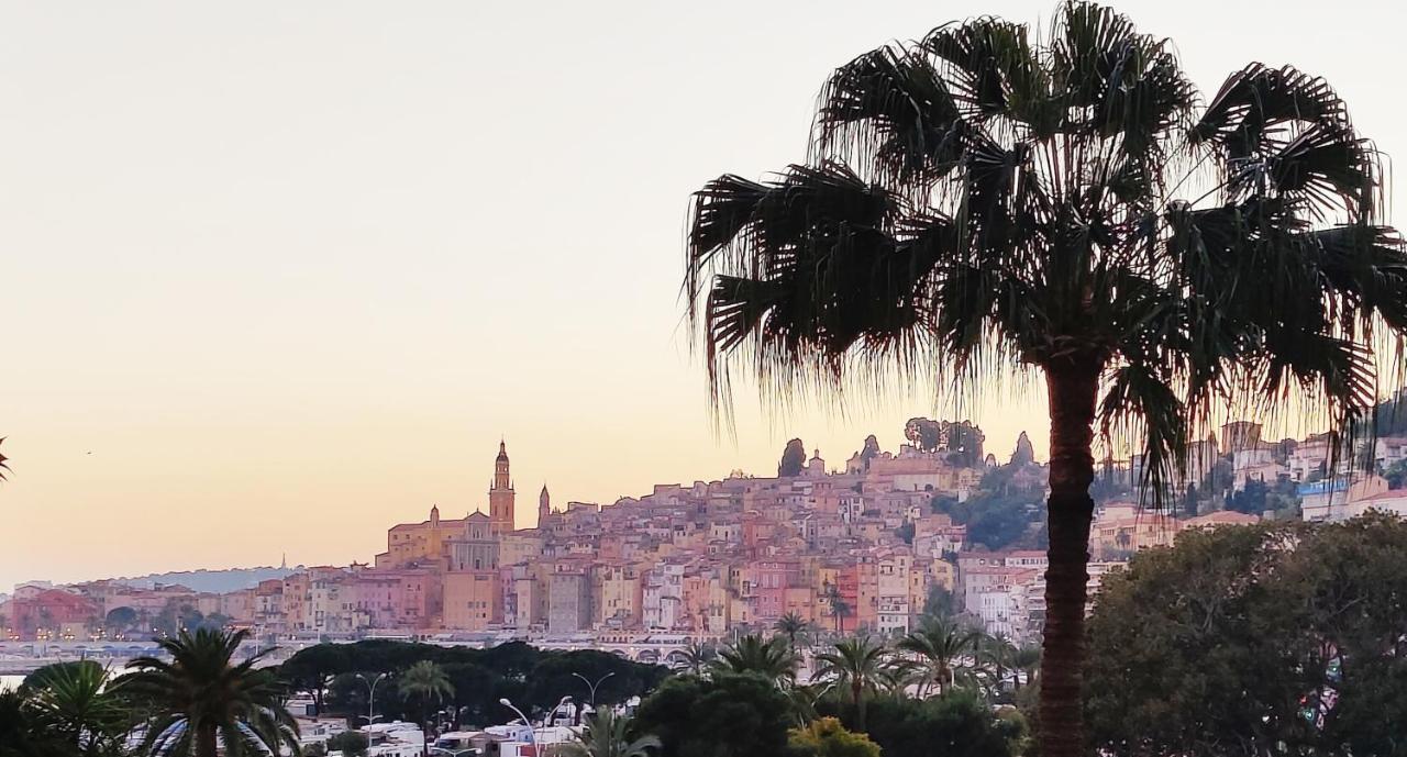 Menton Bord De Mer Studio Calme Avec Balcon, Ascenseur, Climatisation, Ideal Location Quiet Near Sea, Balcony, Elevator, Ac Экстерьер фото