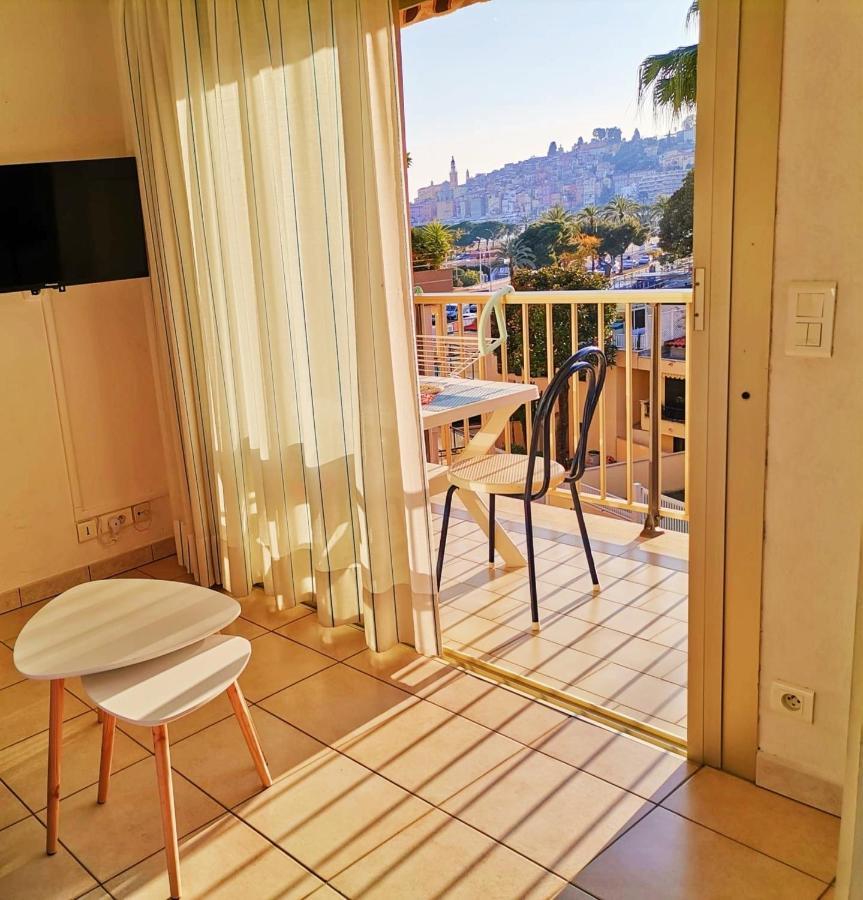 Menton Bord De Mer Studio Calme Avec Balcon, Ascenseur, Climatisation, Ideal Location Quiet Near Sea, Balcony, Elevator, Ac Экстерьер фото